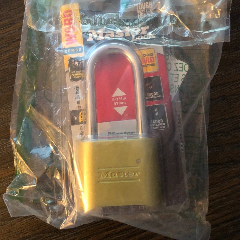 Master Lock 175DLH Set Your Own Combination Padloc